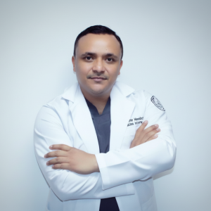 Dr-Elvin Bladimir Mendoza Paguada - Presidente del Comité Cientifico-