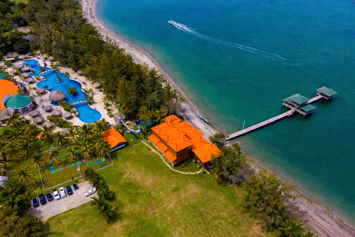 La Ensenada Beach Resort